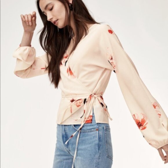 Aritzia Wilfred Lilia Taupe Floral Wrap Blouse Size Medium - Picture 2 of 10